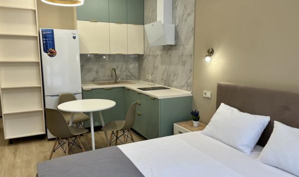 Neolit 4 Rest /     3*