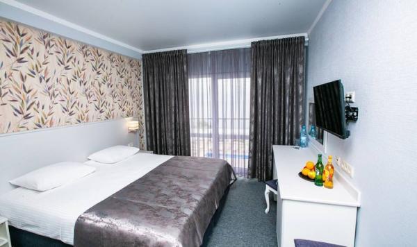 Alex Resort & Spa Hotel 4* /   &   , . 